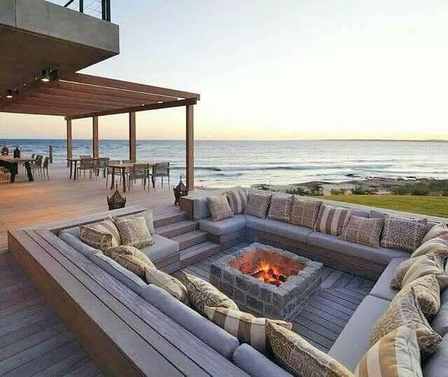 deck conversation pit